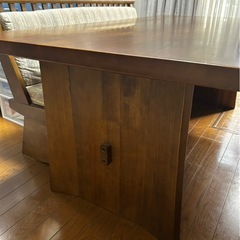 （譲渡先決定）ダイニングテーブルの画像