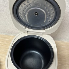炊飯器 4合 ほぼ未使用の画像