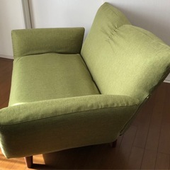 【壊れてます】ニトリ　NITORI 2人掛けコンパクトカウチソファ　グリーンの画像