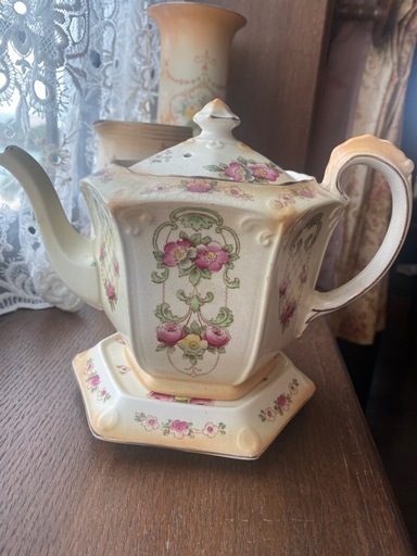 イギリスアンティーク陶器ポット