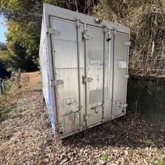 アルミコンテナ　　2トン　　保冷　物置　換気扇付きの画像