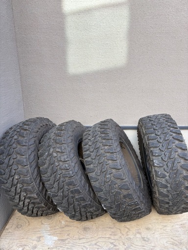 YOKOHAMA   GEOLANDER 275/85/R16 ホイール付き4本セット