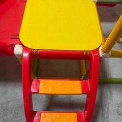 キャラクター子供用遊具の画像