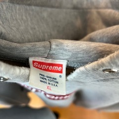 supremeの画像