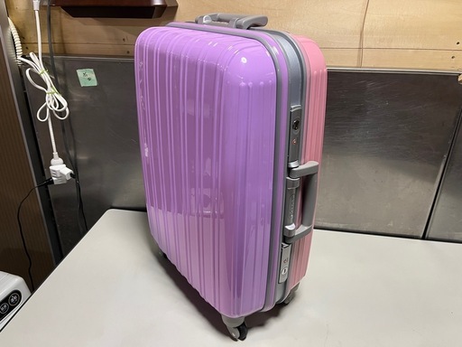 EMINENT エミネント 軽量 スーツケース ポリカーボネート TSA002ロック 付 ピンク/パープル系 60Lクラス 中古品 ①