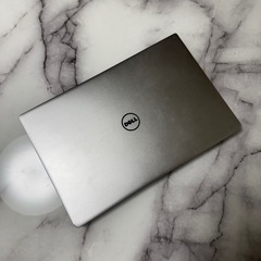 DELL XPS13 9350 Core i7-6500Uの画像