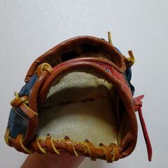 ジュニア用・軟式　レストア《再生品》グローブ　M.R Correct Scaleの画像