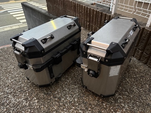 GIVI(ジビ) サイドケース 37L(左右セット) TREKKER OUTBACK 【公式通販】
