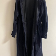 お話中　BEAMS HEART ノーカラーワンピース ネイビーの画像