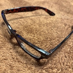 伊達メガネの画像