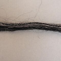 毛糸　引き揃え糸　黒　ブラック　ウール混　6玉　500gの画像