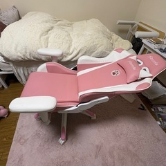 ゲーミングチェアの画像