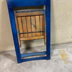 折りたたみ椅子木製の画像