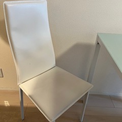 【2月末まで】ダイニングテーブルセットの画像