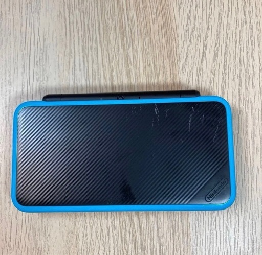 Nintendo 2DSLL ニンテンドー NEW 2DS LL ブラック×ターコイズ 動作品 タッチペン 純正ACアダプター付