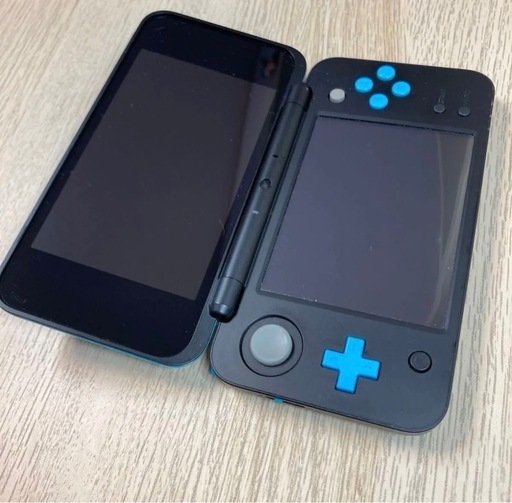 Nintendo 2DSLL ニンテンドー NEW 2DS LL ブラック×ターコイズ 動作品 タッチペン 純正ACアダプター付