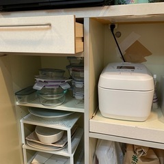2/19～【無料でお譲りいたします】食器棚のみの画像