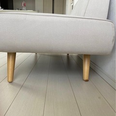 2人掛けソファー［北欧・カフェ風・アイボリー色・可愛い］の画像