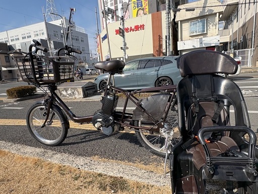 中古20㌅Panasonic電動アシスト自転車　8Ah 大阪　032