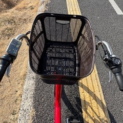 中古20㌅ブリヂストン電動アシスト自転車　8.7Ah 大阪の画像