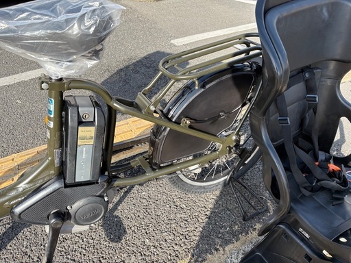 033中古20㌅YAMAHA電動アシスト自転車　8.9Ah 大阪　033