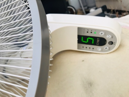 DC壁掛け扇風機 2019年製！