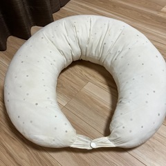 授乳クッション、抱き枕（おまとめ0円）の画像