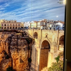 【富士通 ESPRIMO FH70/C2】一体型PC／箱、付属品あり／液晶不具合あり　パソコンの画像