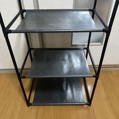 ハンガー付き洋服ラックの画像