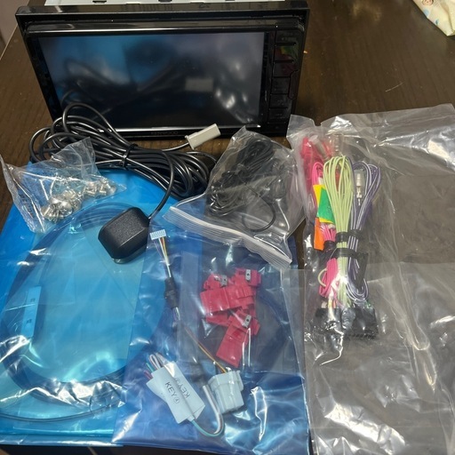 【取付込み】中古　kenwood ケンウッド カーナビ ナビ  MDV-D308BTW  ワンセグ、Bluetooth、USB 202