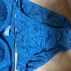 プレゼントなどに·͜· ︎︎新品未使用✨️ブラ＆ショーツの画像