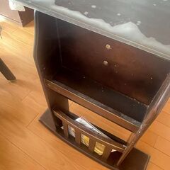 引っ越しのため、ダイニング4点セットを譲りの画像