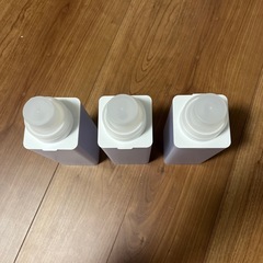 山崎実業　マグネット詰め替えランドリーボトル✖️3本の画像