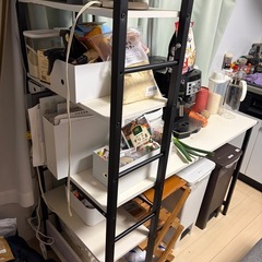 収納ラックの画像