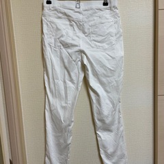 ⑬伸縮性あり タイト白パンツの画像