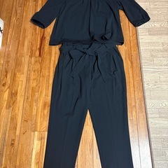 【取引中】女性用スーツ　上下の画像