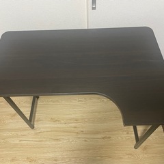 折りたたみ机　　　　
の画像