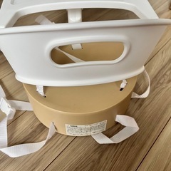 持ち運べるコンパクトフォールディングチェアの画像