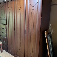 洋服タンスの画像