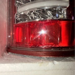 Valenti テールランプ　ハイエースの画像