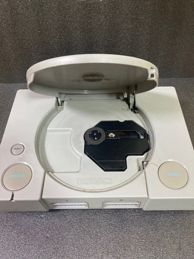 ゲーム機プレステ&プレステ2本体&プレステソフト5枚&ファミコンソフトセット