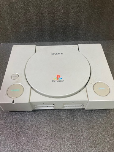 ゲーム機プレステ&プレステ2本体&プレステソフト5枚&ファミコンソフトセット