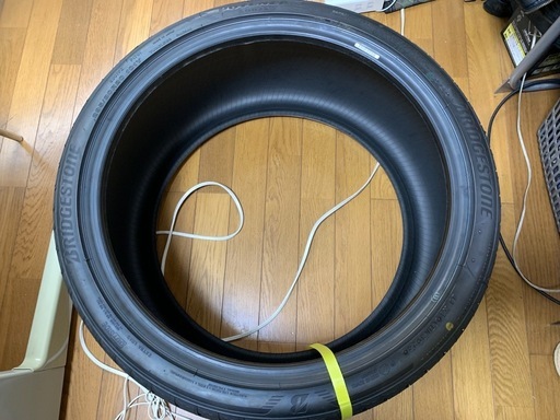 未使用タイヤ295-30-19BSポテンザ
