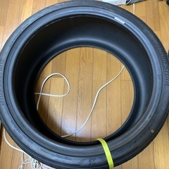 未使用タイヤ295-30-19BSポテンザの画像