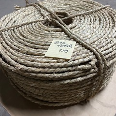 わら縄②わら縄
大巻3分直径47センチ高さ23センチ8.1 キロの画像