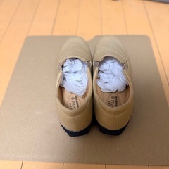 レディース　シューズ24.5EEEの画像