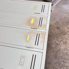 鍵付きロッカーの画像