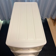 3段衣装ケースの画像