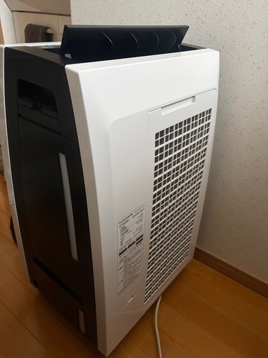 シャープ　除湿機  大容量