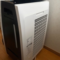 シャープ　除湿機  大容量の画像